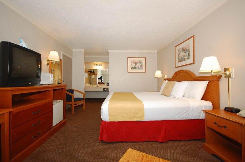 Red Roof Inn Forrest City Oda fotoğraf